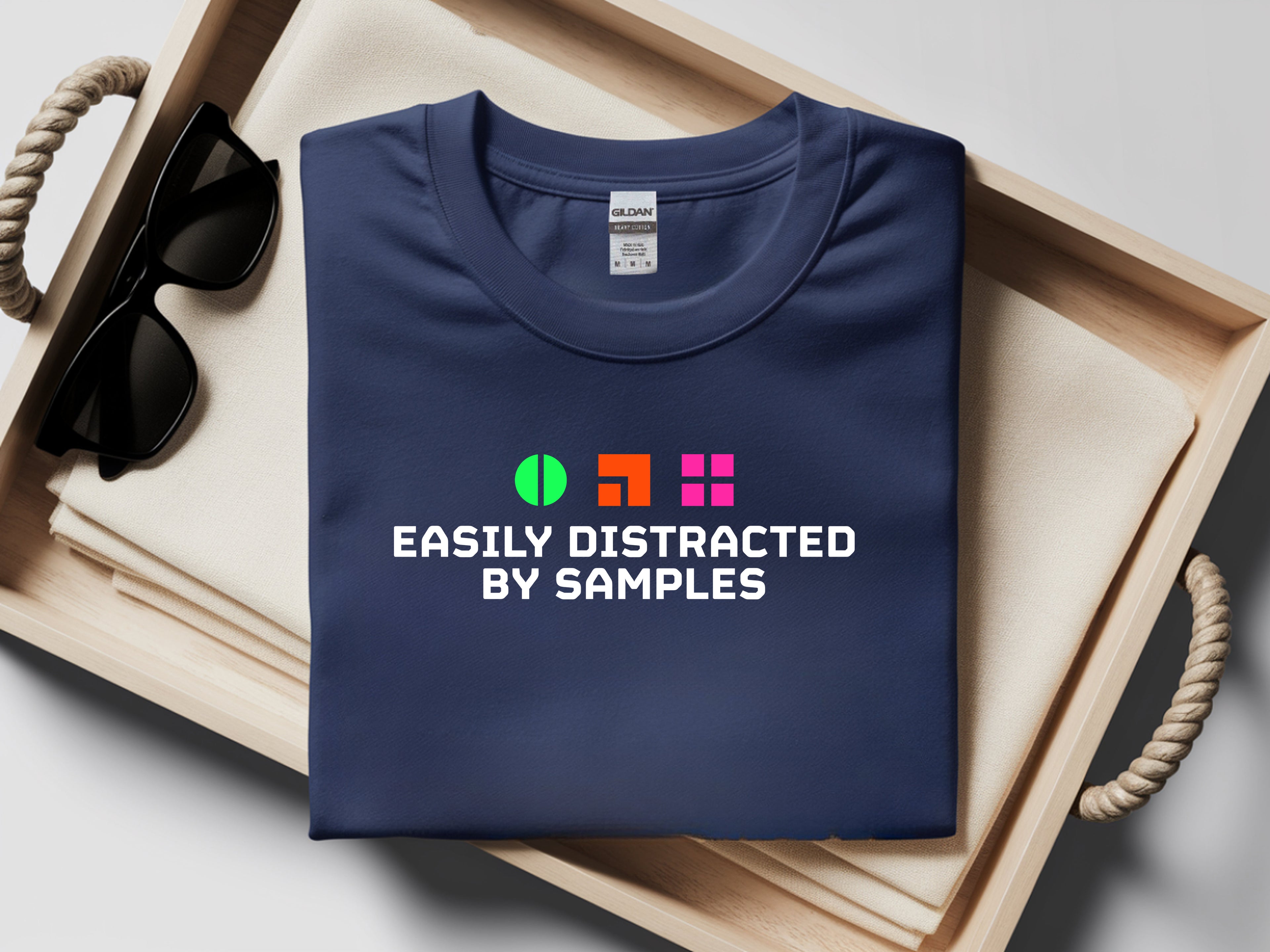 Funny Helldivers 2 Shirt – Easily Distracted by Samples Meme T-Shirt Gift for Helldivers Players